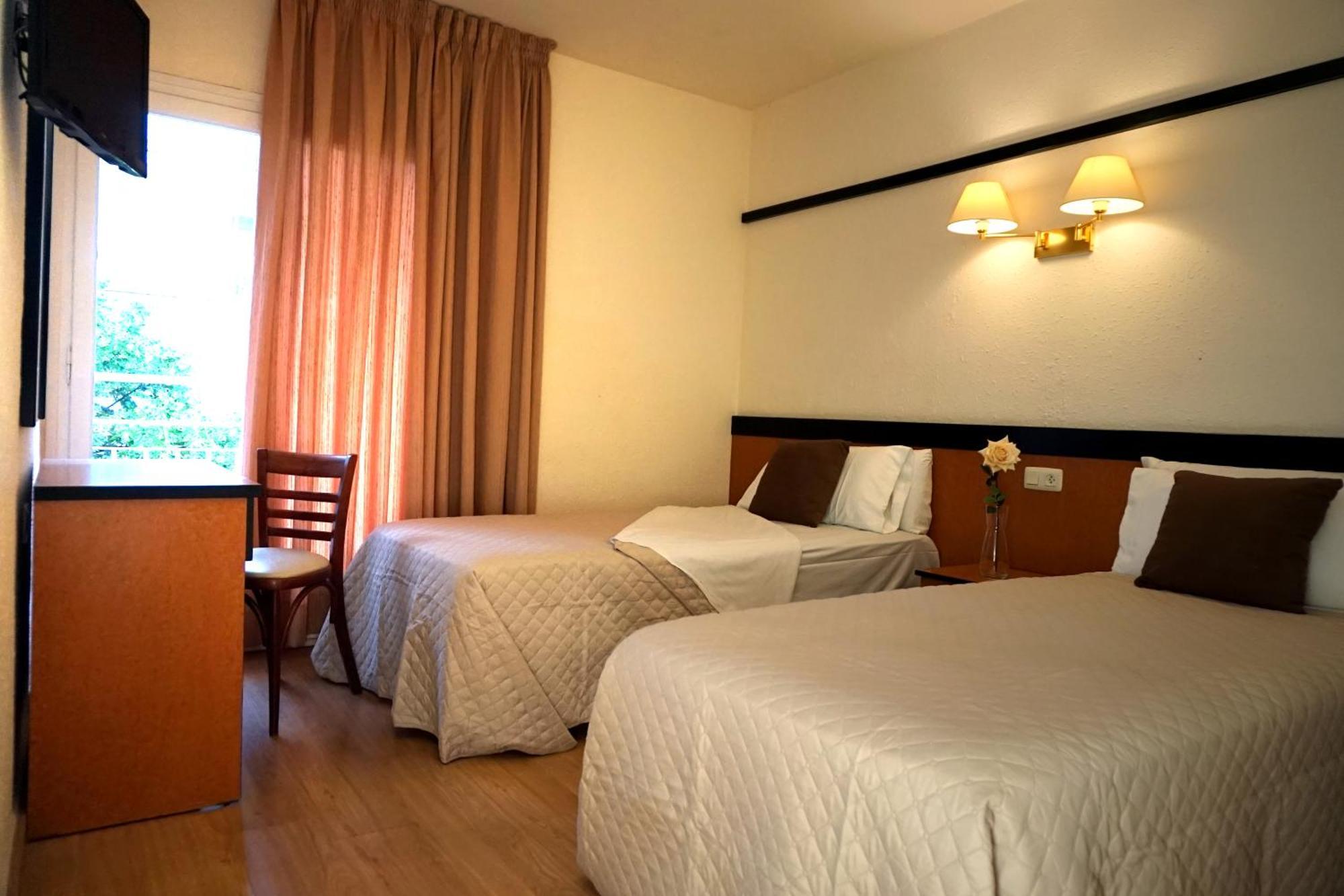 The Bb Hotel Boutique Can Colom Lloret de Mar Eksteriør billede